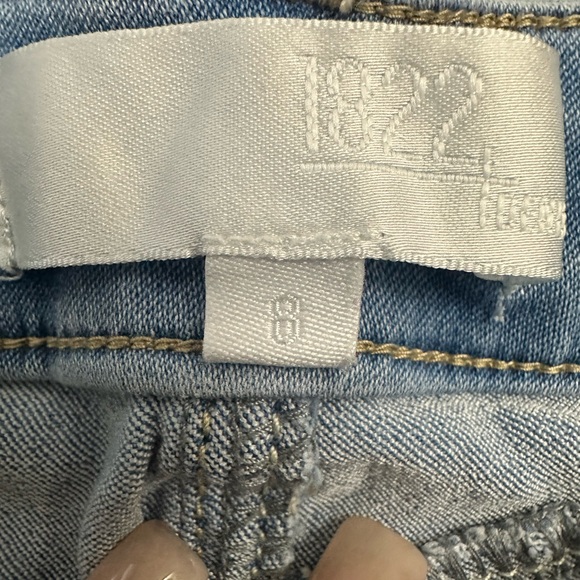 1822 Denim Capris High Rise Light Blue - Picture 5 of 5